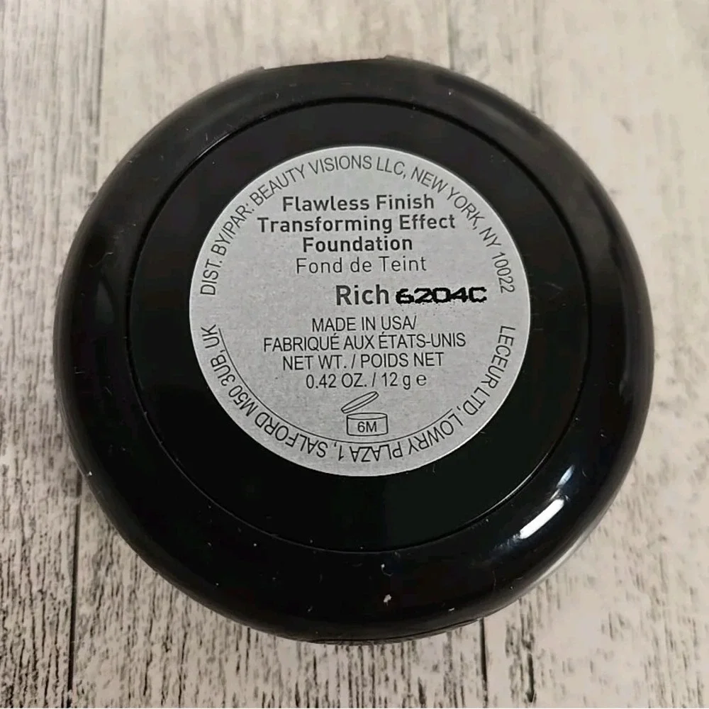 Mally Foundation Color Rich 6204C Flawless Finish Transforming Effect Cushion